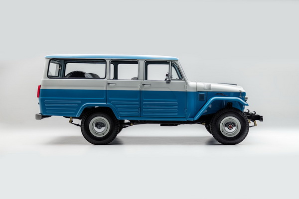 fj-i-toyota-land-cruiser