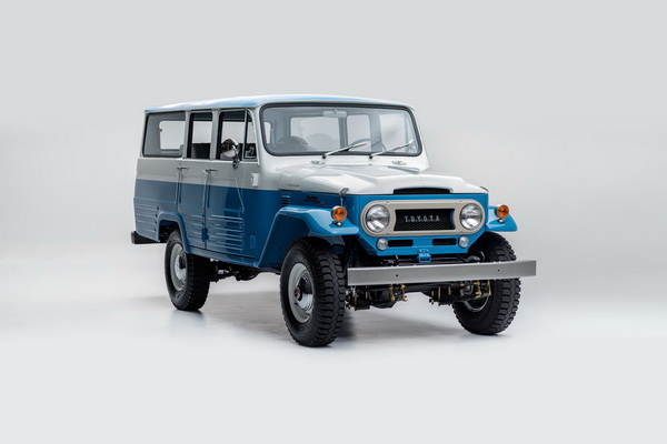 fj-i-toyota-land-cruiser