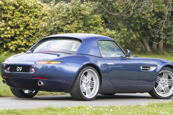 retka-zverka-bmw-z8-alpina-