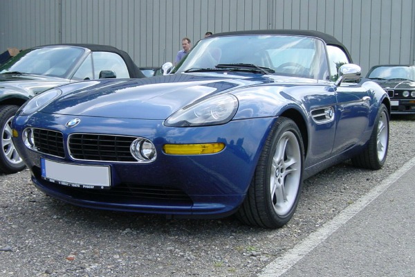 retka-zverka-bmw-z8-alpina-