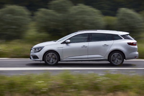 novi-renault-megane-estate