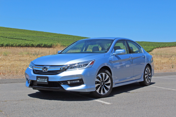 honda-accord-hybrid-2017