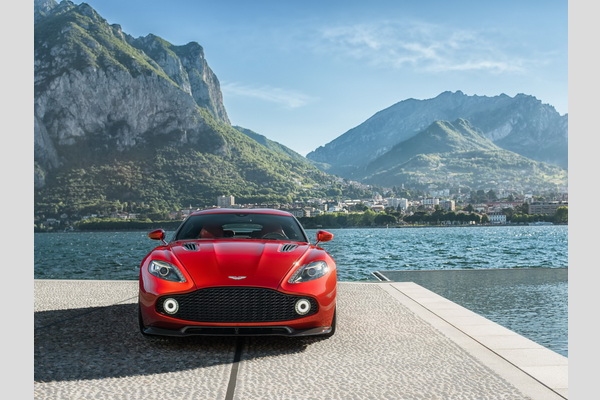 aston-martin-vanquish-zagato-coupe