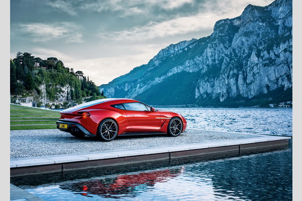 aston-martin-vanquish-zagato-coupe