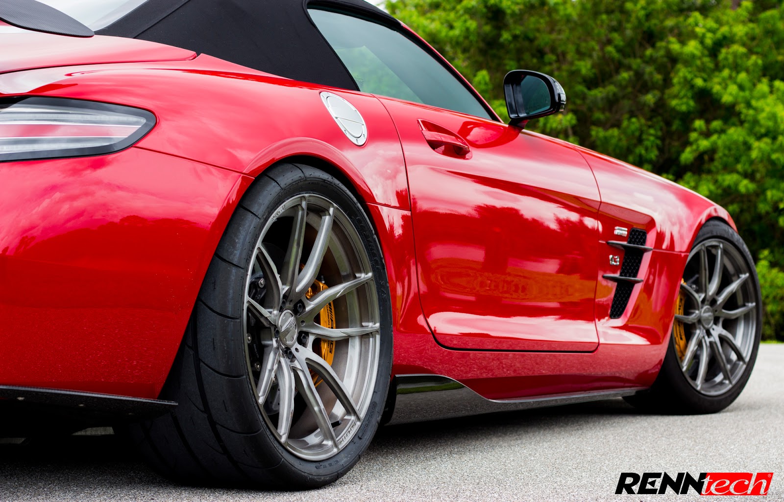renntech-sls-amg-roadster-