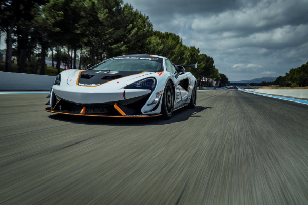 mclaren-570s-sprint-savrsena-igracka-za-stazu