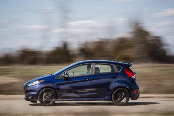 ford-fiesta-st-2016