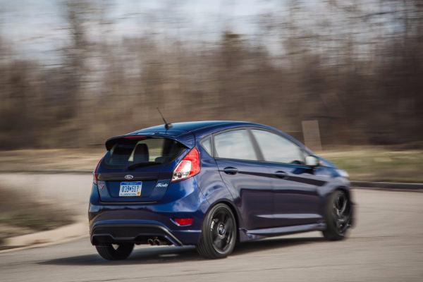 ford-fiesta-st-2016