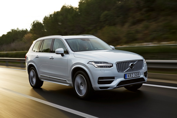 testirajte-nove-volvo-modele-s90-i-xc90-hybrid