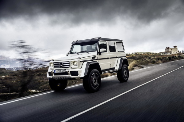 2017-mercedes-benz-g550-4x42