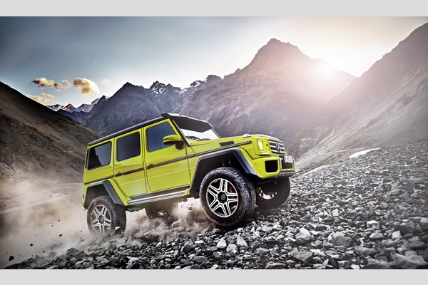 2017-mercedes-benz-g550-4x42