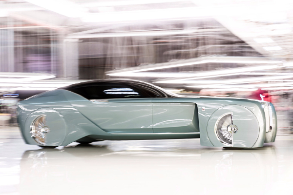 prvi-koncept-automobil-kompanije-rolls-royce