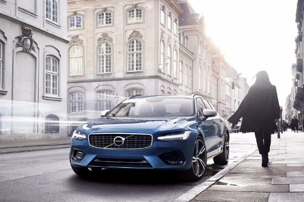 volvo-v90-u-r-design-verziji