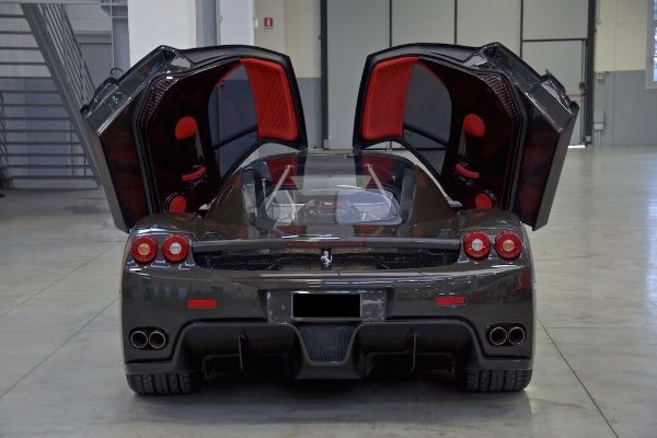 unikatni-ferrari-enzo-od-35-miliona-dolara