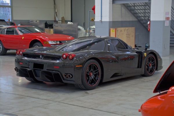 unikatni-ferrari-enzo-od-35-miliona-dolara