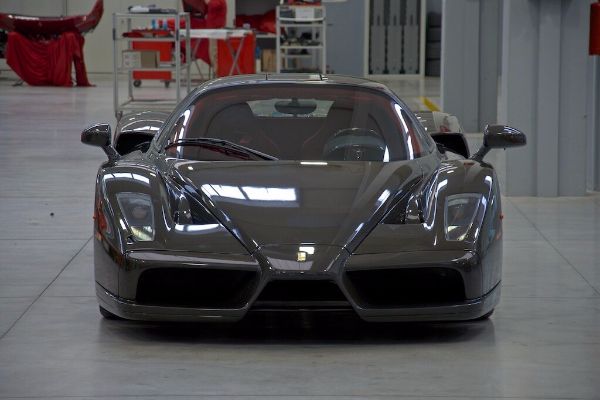 unikatni-ferrari-enzo-od-35-miliona-dolara