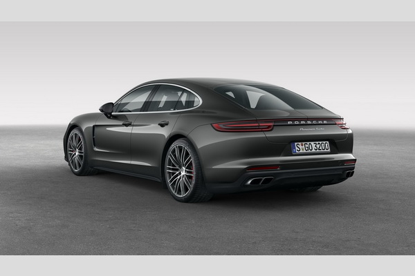 2017-porsche-panamera