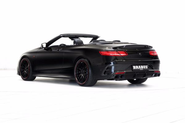 svetska-premijera-brabus-850-60-biturbo-cabrio