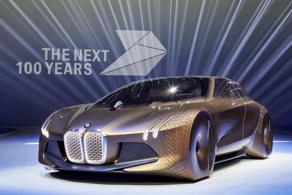 bmw-vision-next-100-galerija