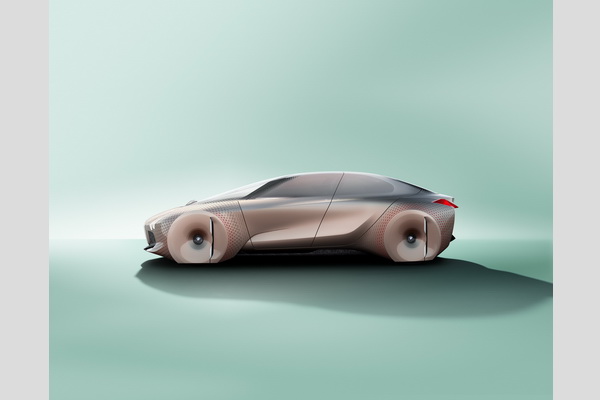 bmw-vision-next-100-galerija