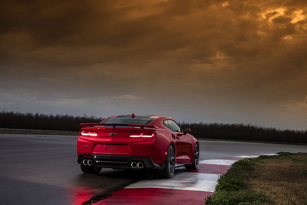 2017-chevrolet-camaro-zl1