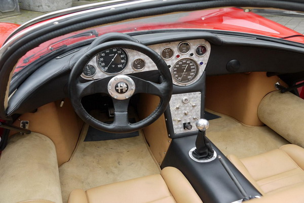 na-prodaju-alfa-romeo-33-stradale