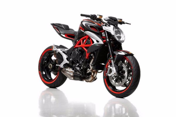 pakleni-mv-agusta-diablo-brutale