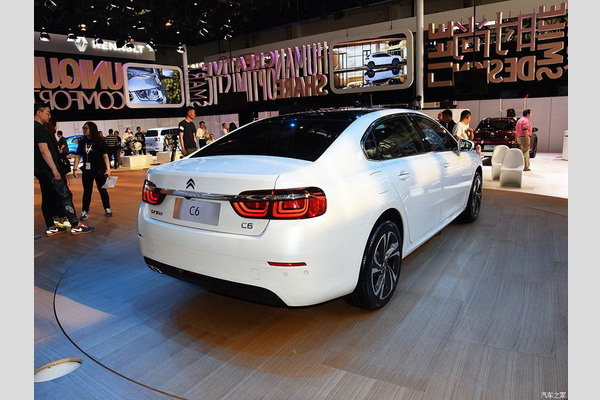 novi-citroen-c6-galerija-i-detalji