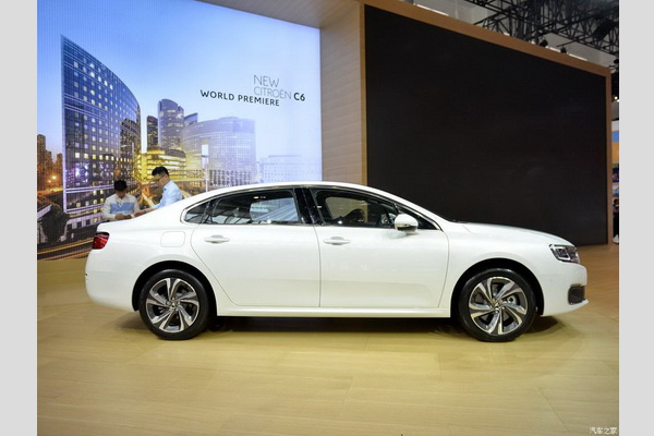 novi-citroen-c6-galerija-i-detalji