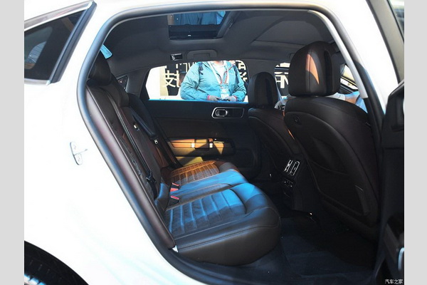 novi-citroen-c6-galerija-i-detalji
