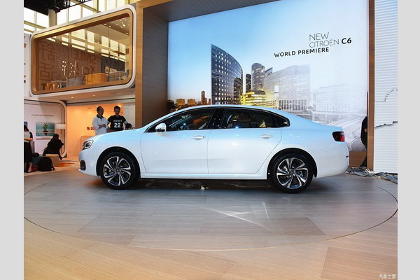 novi-citroen-c6-galerija-i-detalji