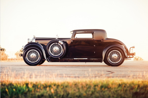 ultra-retki-bugatti-ide-na-8-miliona