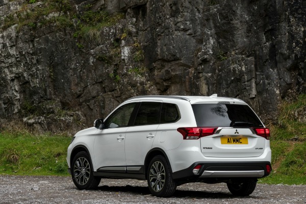 osvezeni-mitsubishi-outlander-dizel-