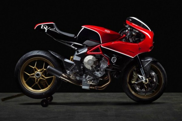 mv-agusta-brutale-800-kao-umetnicko-delo