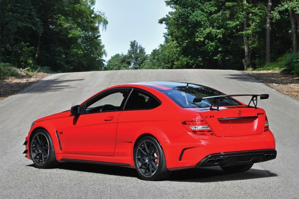 kao-nov-c63-amg-black-series