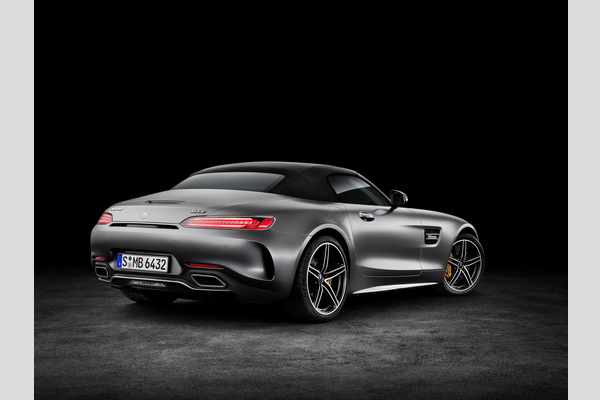 konacno-otkriven-mercedes-amg-gt-roadster