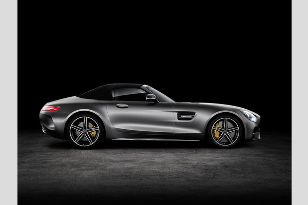 konacno-otkriven-mercedes-amg-gt-roadster