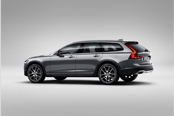 volvo-v90-cross-country