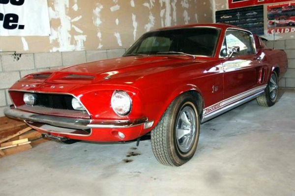 originalni-kralj-druma-1968-shelby-gt500kr