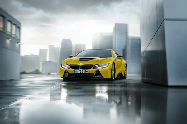 bmw-i8-protonic-frozen-yellow-edition