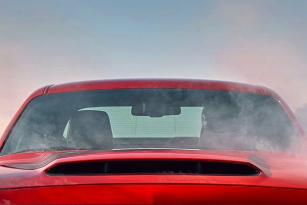 prva-zvanicna-fotka-dodge-challenger-srt-demon