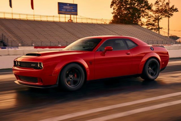 prva-zvanicna-fotka-dodge-challenger-srt-demon