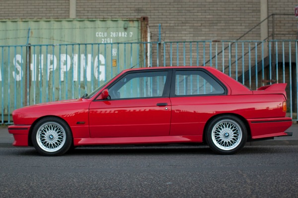 bmw-m3-e30-devedesete-ce-vecno-ziveti-u-nama