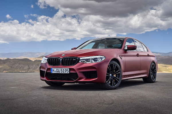 zvanicno-je-predstavljen-novi-bmw-m5