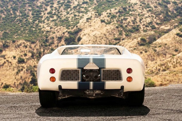 jedini-preziveli-ford-gt40-roadster