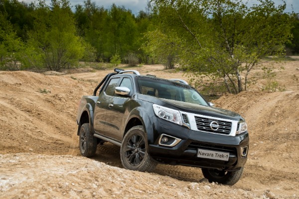 nissan-navara-trek-1°-specijalno-izdanje