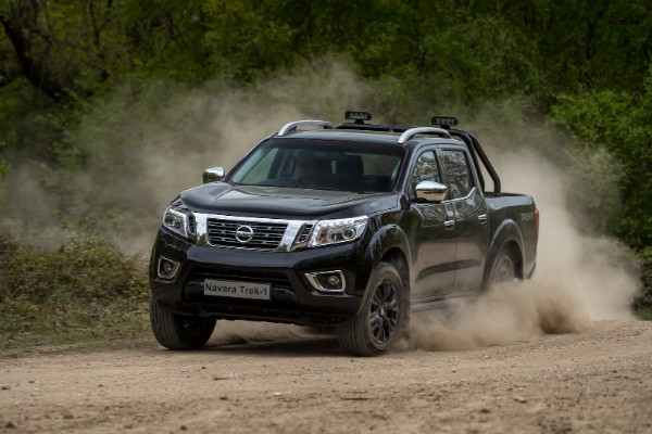 nissan-navara-trek-1°-specijalno-izdanje