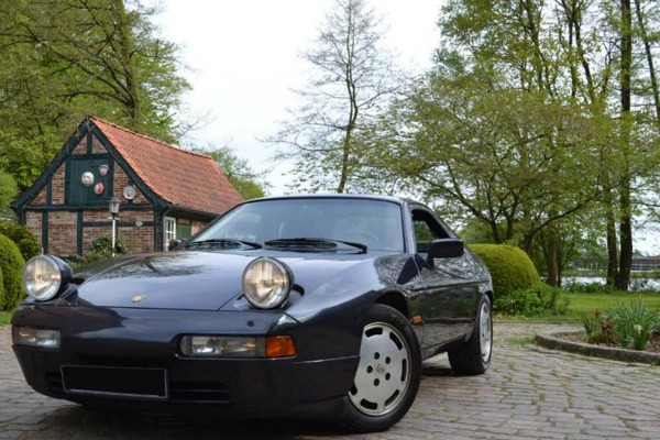 srecan-40-rodjendan-modelu-porsche-928