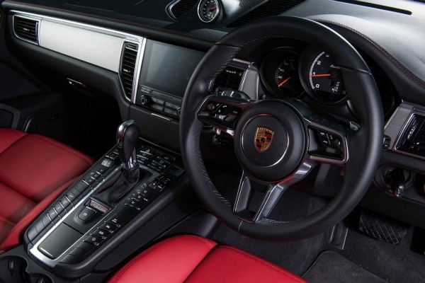 porsche-macan-special-istice-trkacke-korene-brenda