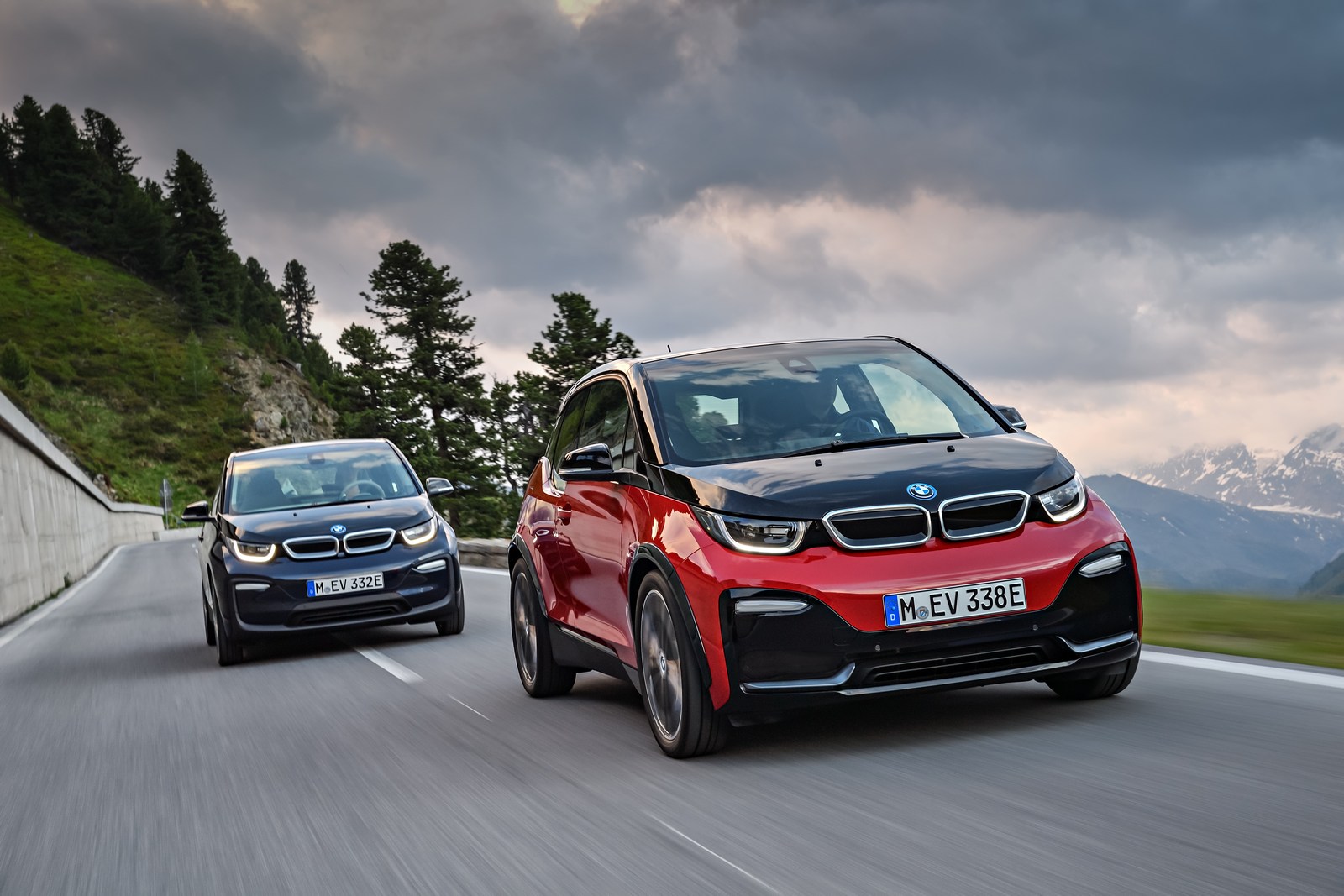 bmw-i3-i-i3s-debituje-sa-novim-motorom-i-sportskim-stilom